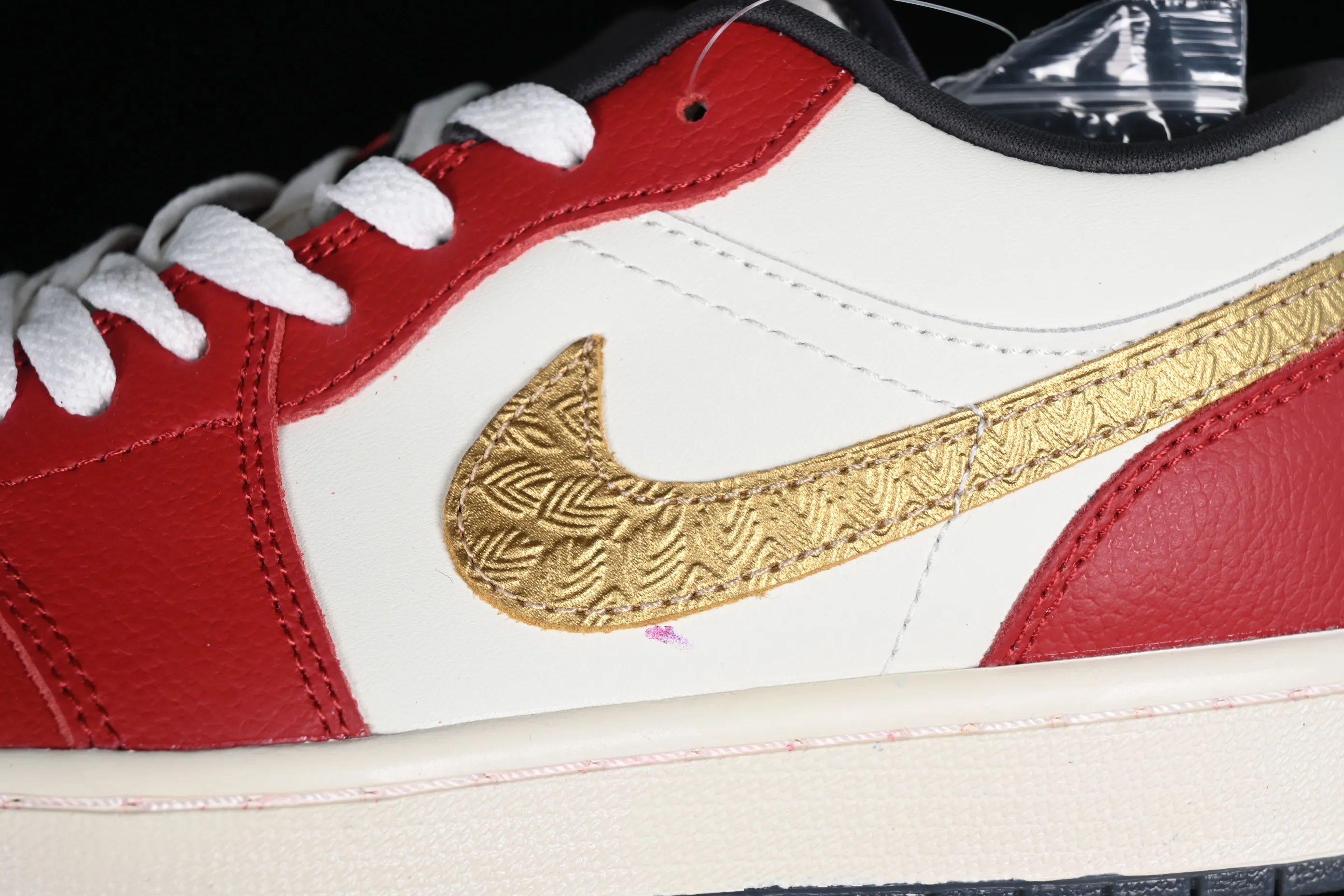 All categories Air Jordan Jordan series basketball shoes Air Jordan 1 Low Z version Jordan 1 Low "Year of the Dragon" AJ1 Joe 1 Year of the Dragon limited cultural and leisure sneakers FJ5735-100